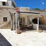 Lamanna Summer House 3*